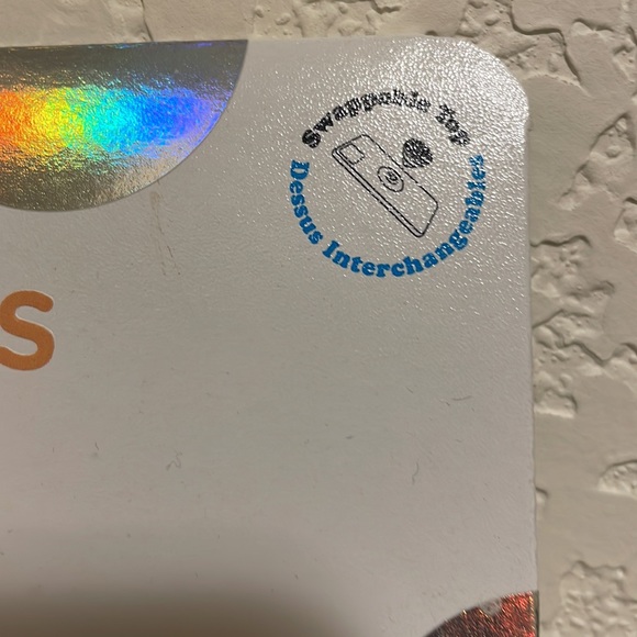 NWT set of 3 pop sockets 3 phone grips/stands with swappable tops exclusive - Picture 6 of 12